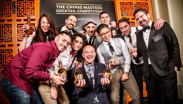 El Bartender del OHLA Boutique Bar, Santi Ortiz, gana el The Chivas Masters